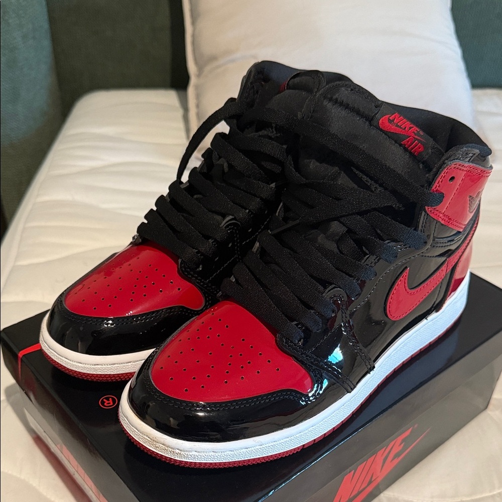 Nike Black and Red High-Tops